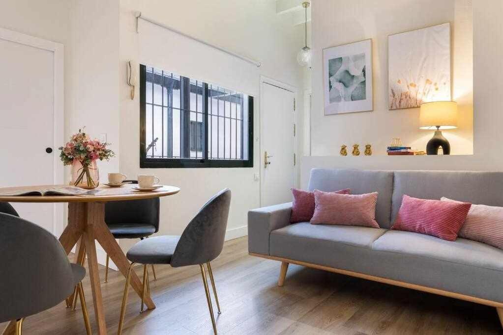 סביליה Monkeys Apartments San Roman Deluxe מראה חיצוני תמונה